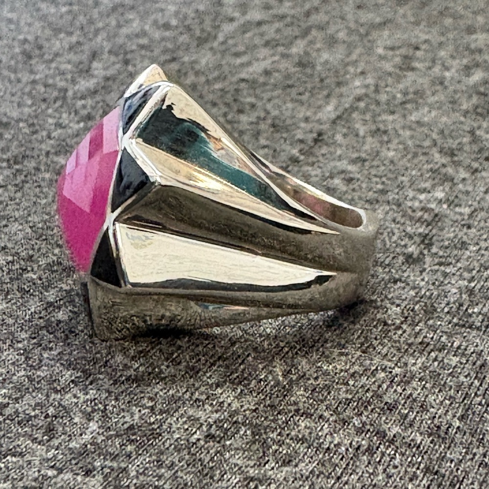 Stephen Webster 
STERLING SILVER 
RUBY AND ENAMEL RING - Picture 5 of 14